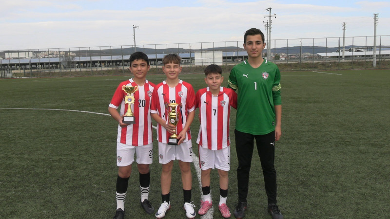 Tavşanlı İdmanyurduspor U14 takımı Türkiye şampiyonasına katılacak 