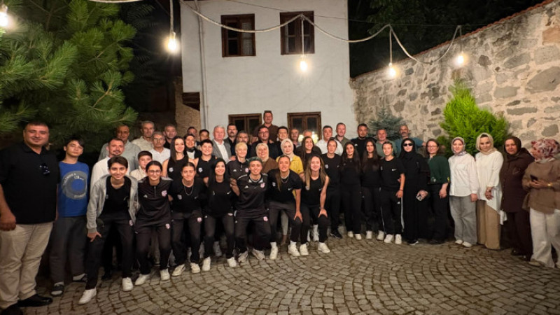 MHP’den final öncesi moral