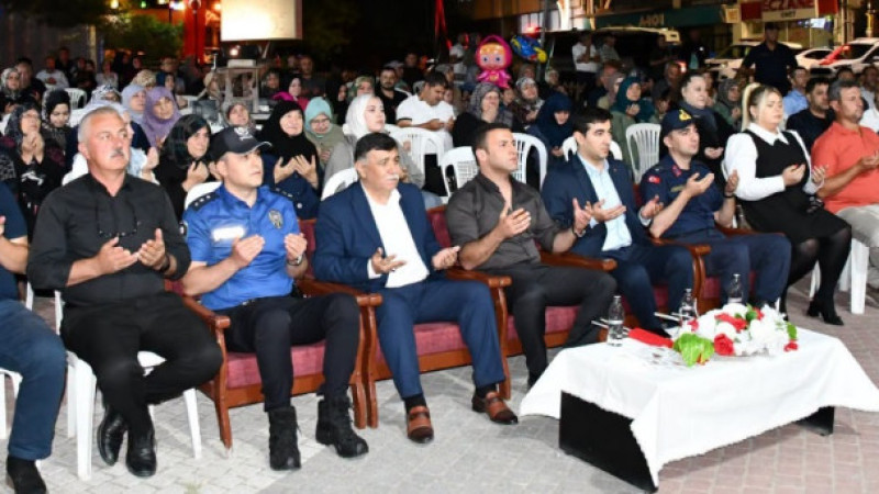 EMET’TE 15 TEMMUZ DEMOKRASİ VE MİLLÎ BİRLİK GÜNÜ
