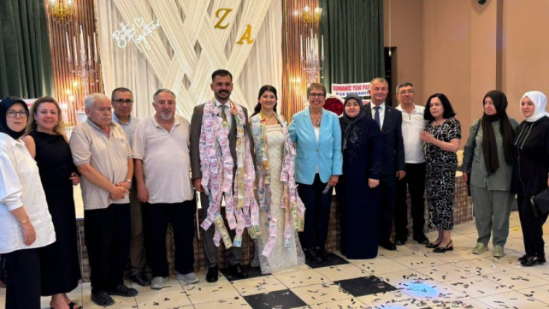 Tavşanlı'da siyaset ve cemiyeti buluşturan nişan 