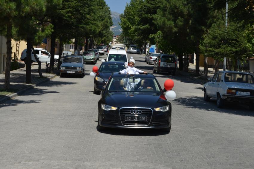 GELENEKSEL GEDİZ TARHANA FESTİVALİ İÇİN TOPLU SÜNNET KAYITLARI BAŞLADI