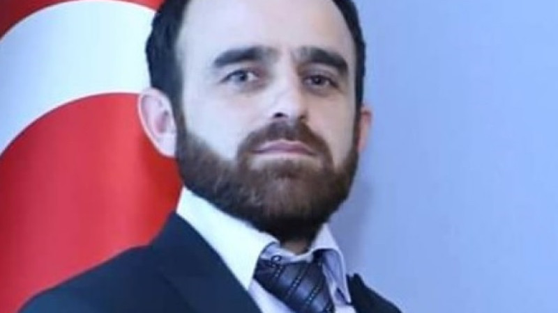 AK Parti Dumlupınar İlçe Başkanı Ali Bursa  görevinden istifa etti