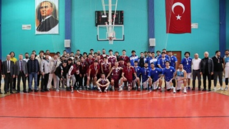 Kütahya’da TÜSF Basketbol Bölgesel lig müsabakaları düzenlendi