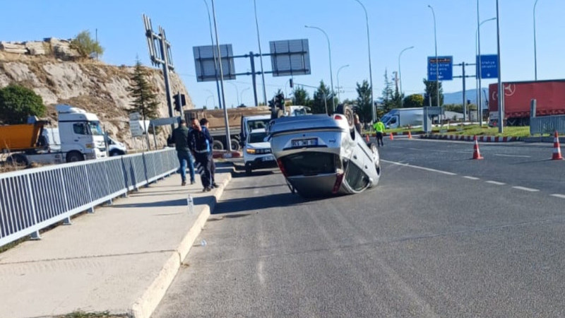 Tavşanlı'da trafik kazası 2 yaralı 