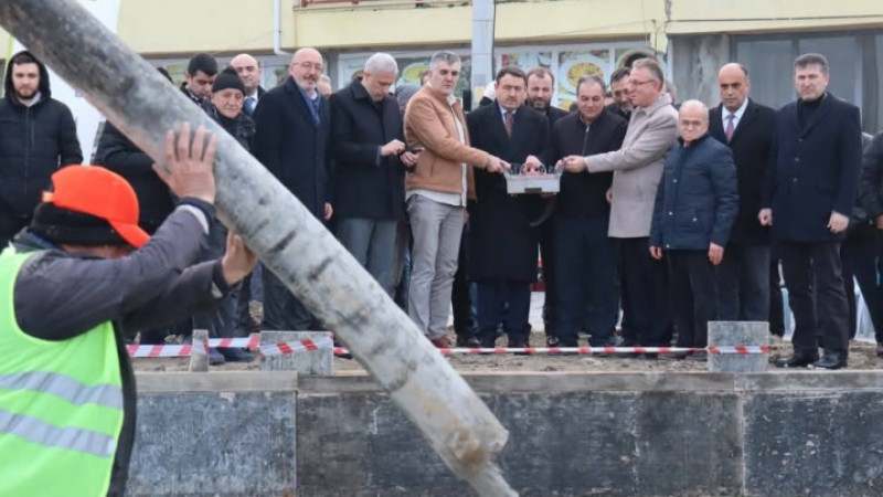 Selçuklu mimarisi ile Ahi Evran cami temeli atıldı