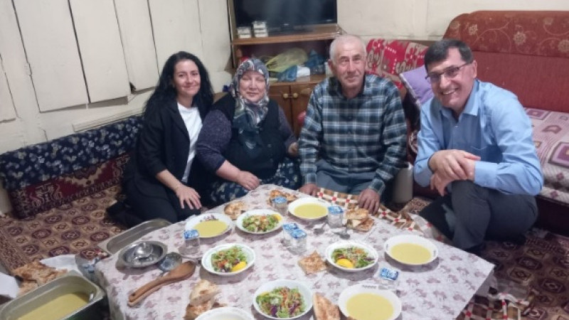 Başkan Eyüp Kahveci, halkın sofrasına konuk oldu