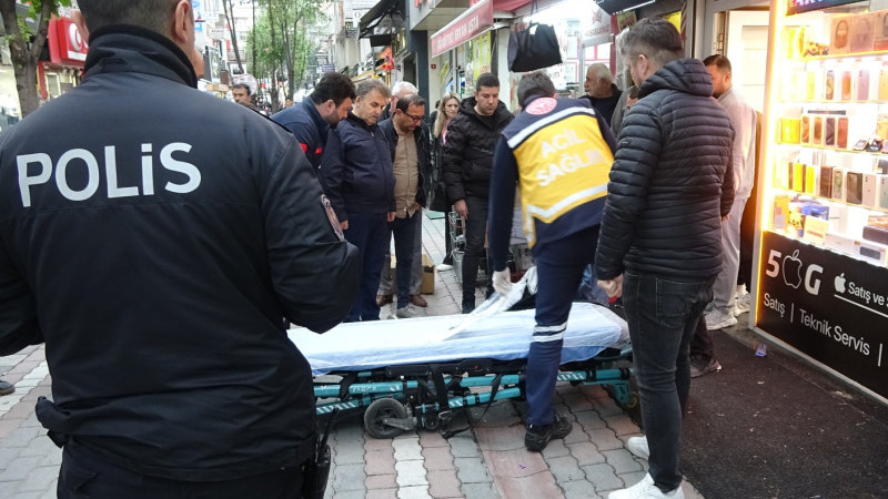  İki Bisikletli Çocuk Çarpıştı