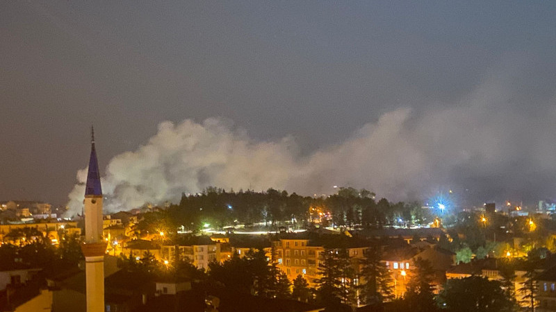 Şehir içinde alevler yükseldi 
