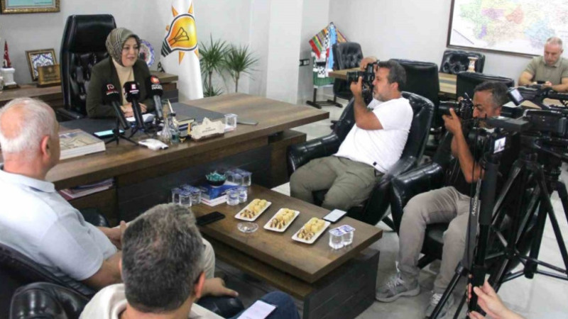 Başkan Ceyda Çetin Erenler’den belediye yönetimine eleştiri