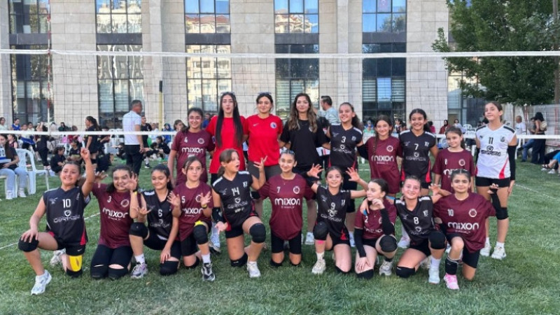 Moymulspor A Takımı Voleybol Turnuvası Şampiyonu