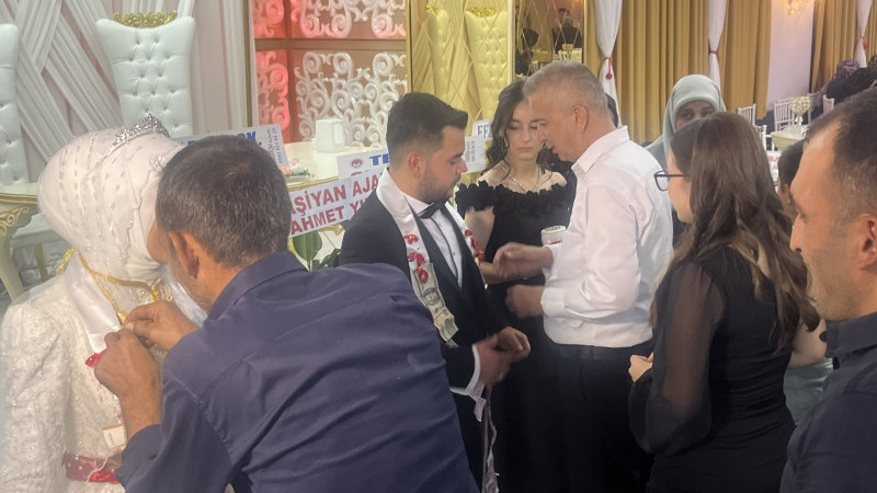Yılmaz ve Yavuz ailelerinin mutlu günü 