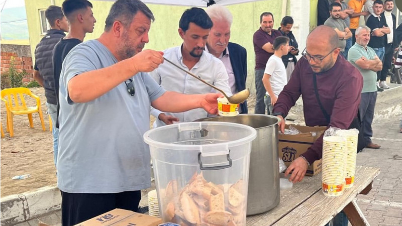 Simav'da Deprem Sonrası Belediye Ekipleri Teyakkuzda