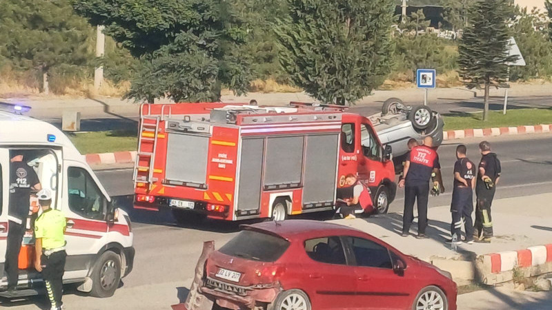 Tavşanlı'da trafik kazası 2 yaralı 