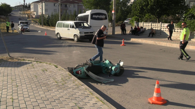 Tavşanlı'da trafik kazası; 2 yaralı