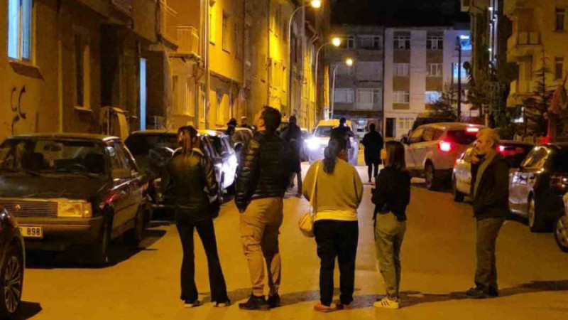 Sabaha kadar hafif şiddetli deprem yaşandı