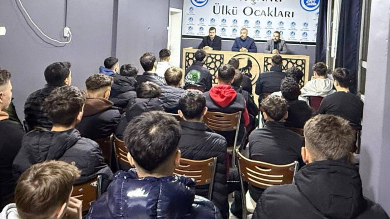Ülkü Ocakları’nda Batı Trakya ve Yapay Zeka Semineri Yoğun İlgi Gördü
