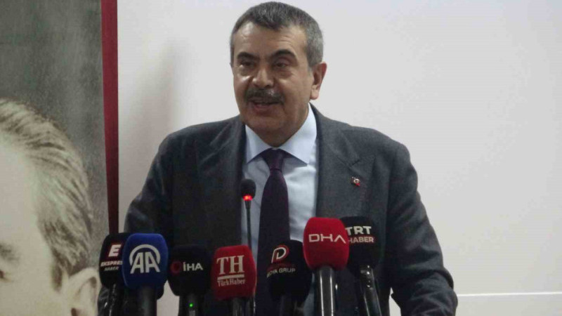 Milli Eğitim Bakanı muhalefete yüklendi 