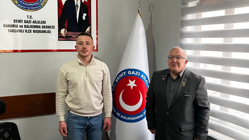 Şehit ve gazi abilerini koruma derneğine ziyaret 