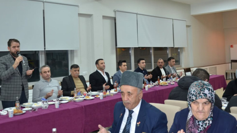 Emet kaymakamı Gaziler ve şehit yakınlarıyla