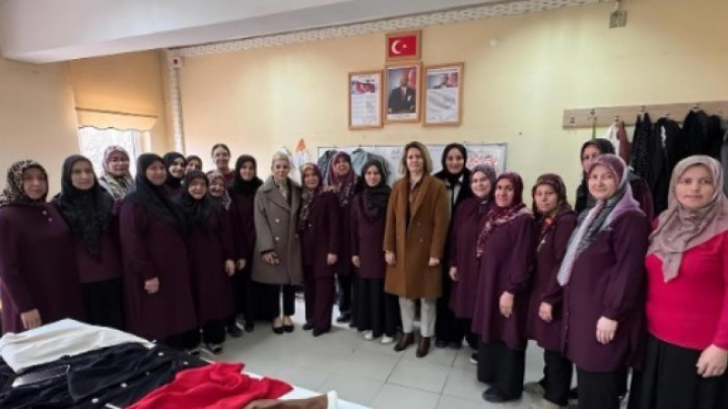 Kadınlarımızın üretime katılımını artıran, yerel kalkınmaya katkı sunan kurslar devam etmeli