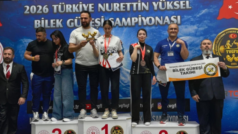 TAVŞANLI’NIN BİLEK BÜKÜLMEZ SPORCULARI YALOVA’DAN MADALYALARLA DÖNDÜ