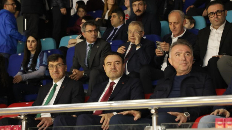 Basketbol play Off mücadelesi 