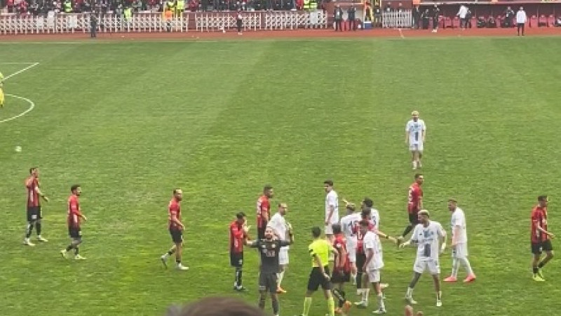 Kütahyaspor Sahadan 4-0 Mağlup Ayrıldı