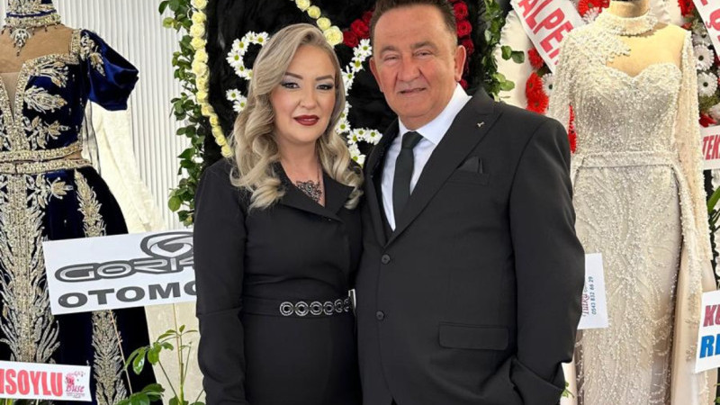 Tavşanlı’da Moda Rüzgarı: Seda Gelinlik Abiye Hizmete Açıldı
