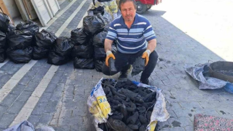 Kurban Bayramı yaklaştı, Hisarcık’ta mangal kömürü satışları arttı