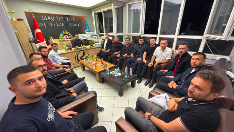 Ülkü ocakları yeni projeler için toplandı 