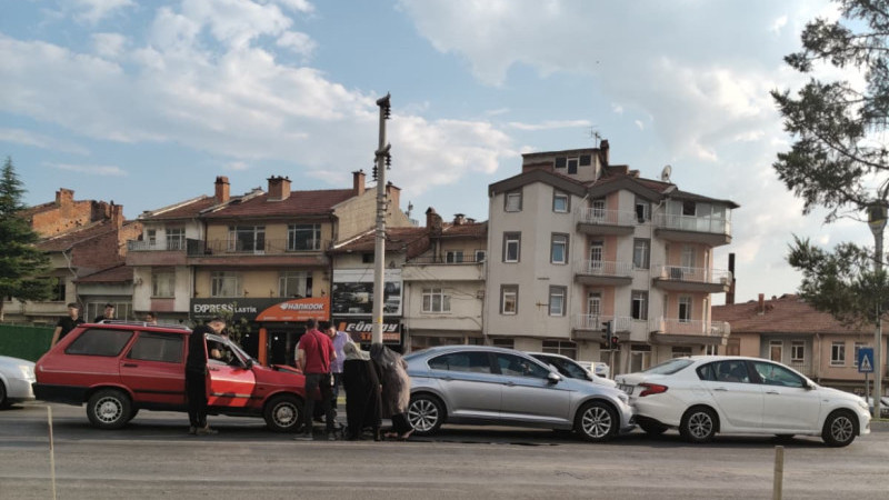 Zincirleme trafik kazası 