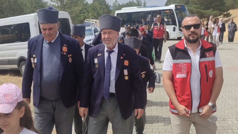 Halk akın etti