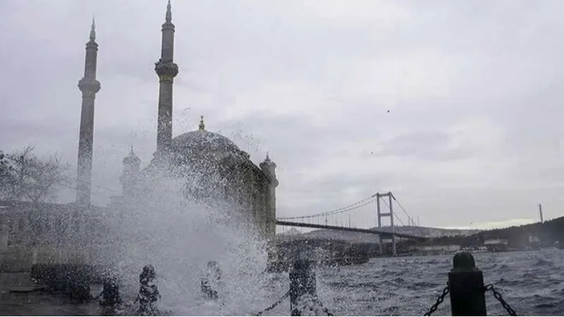 Meteoroloji’den üçlü uyarı! Sağanak, fırtına ve toz taşınımı geliyor!