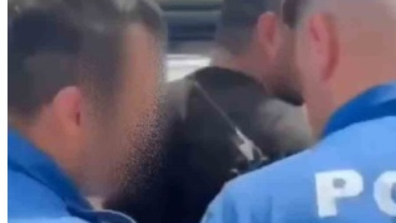 Battaniyenin altına gizlenen şüphelinin 7 yıl 6 ay hapis cezasıyla arandığı ortaya çıktı