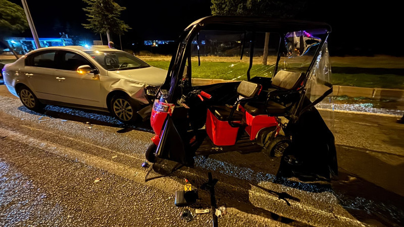 Trafik kazası 2 yaralı 