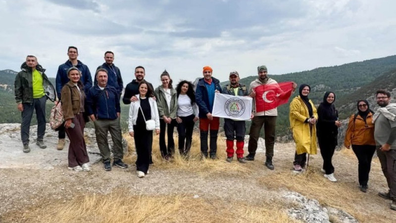 TADOS EMET İKİTAŞ KANYONU'NDA