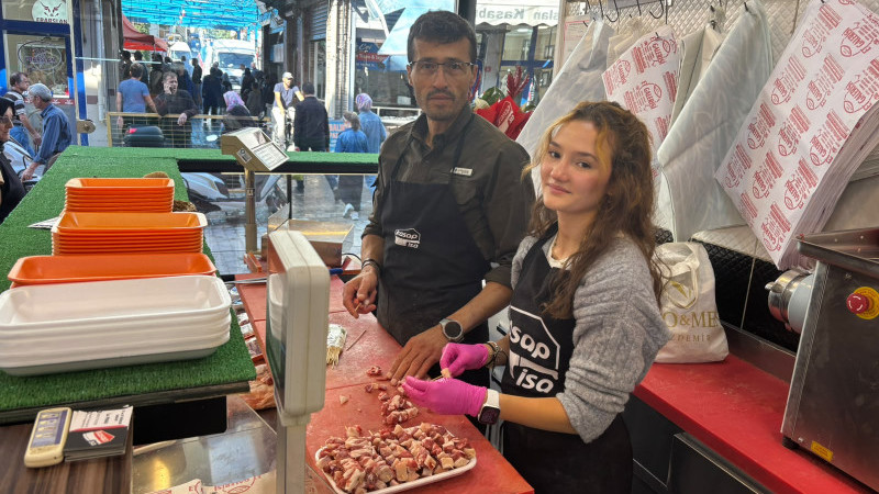 Kasap Ustası Ela Pınar Müşterilerden Tam Not