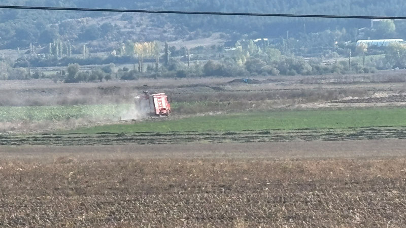 Tavşanlı'da arazi yangını 